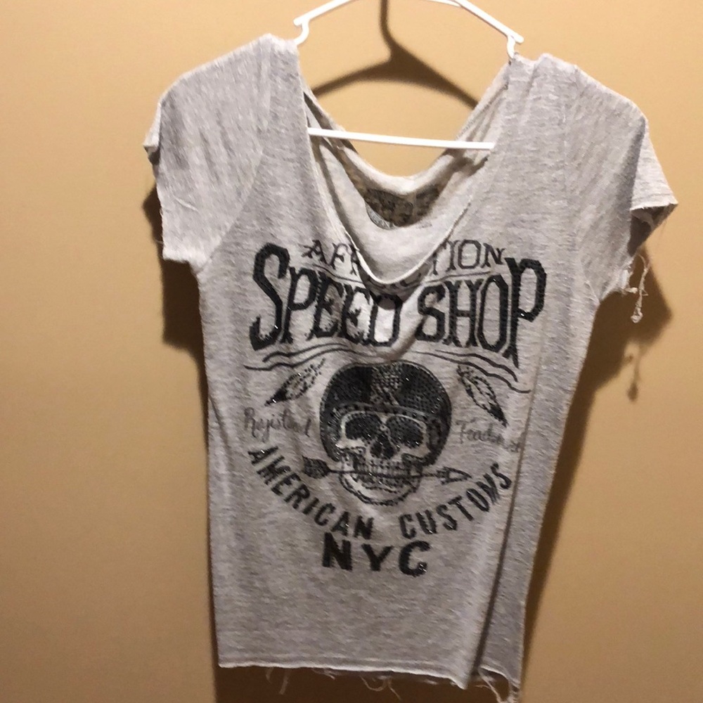 Women’s affliction top